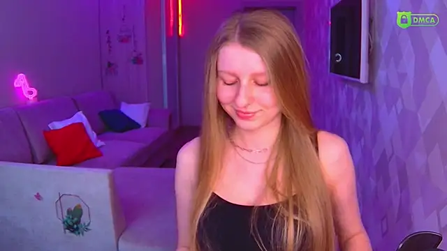 AmaliaQueen online show from March 21, 2025, 2:51 pm