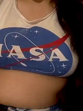 Snapshot of Zanoba-16 chatting on February 9, 2026, 1:09 pm Zanoba-16 online show from February 9, 2026, 1:09 pm