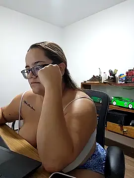 Snapshot of RachellGraham chatting on November 12, 2025, 1:32 am RachellGraham online show from November 12, 2025, 1:32 am