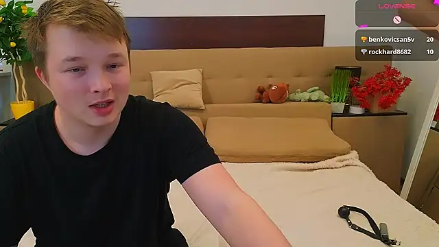 Snapshot of _Olli__Stiw_ chatting on February 15, 2026, 7:51 am Olli Stiw online show from February 15, 2026, 7:51 am