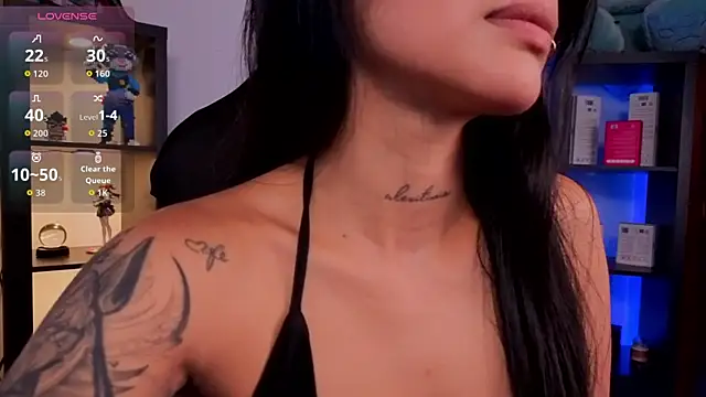 Alaia Asuka online show from June 19, 2026, 1:11 am