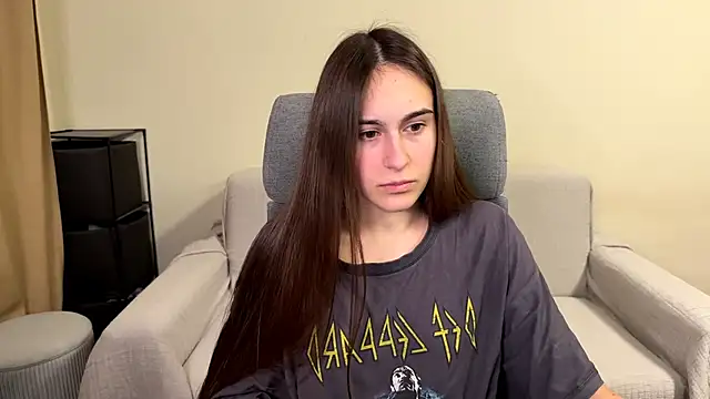 Snapshot of AliceKolltt chatting on February 21, 2026, 10:12 pm AliceKolltt online show from February 21, 2026, 10:12 pm