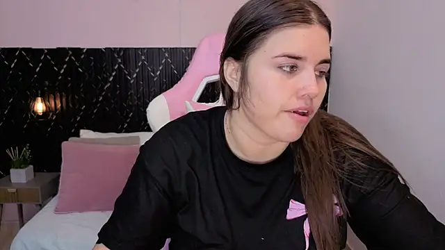 Aabby lee online show from February 23, 2026, 6:08 pm