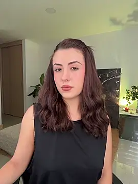 Snapshot of EmaSaenz chatting on February 10, 2026, 9:14 pm EmaSaenz online show from February 10, 2026, 9:14 pm