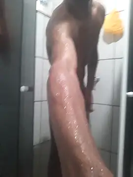 Snapshot of Pretin_novin chatting on October 30, 2025, 4:15 pm Pretin novin online show from October 30, 2025, 4:15 pm