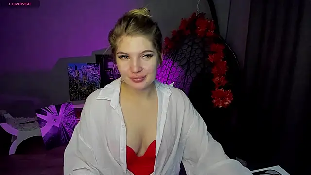 lily williamss online show from October 3, 2025, 12:14 am