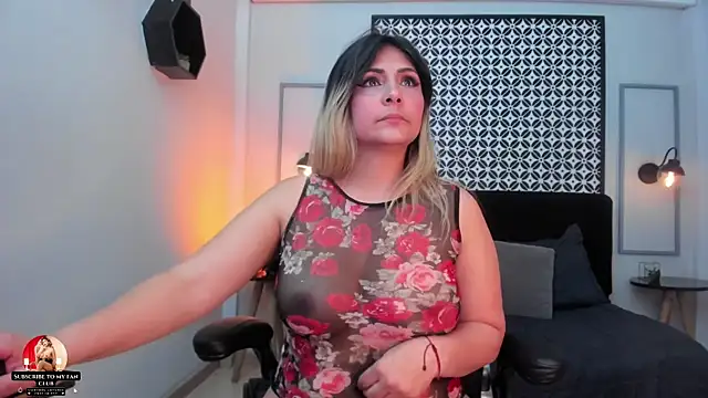 Melanie silver  online show from October 28, 2025, 9:58 pm