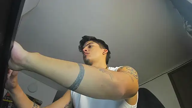 charlie hotxxx online show from January 13, 2025, 12:41 am