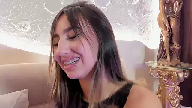  Emma Valka online show from October 25, 2025, 8:42 pm