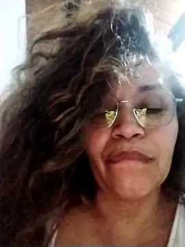 Snapshot of Alma_Sexyy chatting on February 18, 2026, 3:15 am Alma Sexyy online show from February 18, 2026, 3:15 am