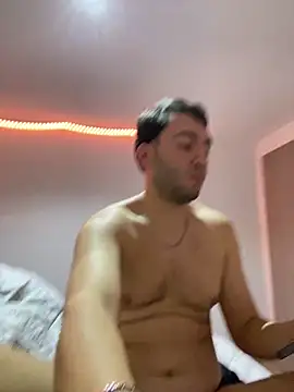 kerim ak online show from November 6, 2025, 6:34 pm