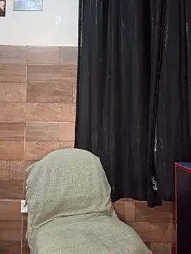 Snapshot of izumikarol chatting on February 13, 2026, 7:47 pm izumikarol online show from February 13, 2026, 7:47 pm