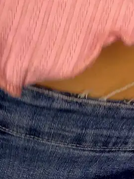 Snapshot of izumikarol chatting on January 16, 2026, 7:18 pm izumikarol online show from January 16, 2026, 7:18 pm