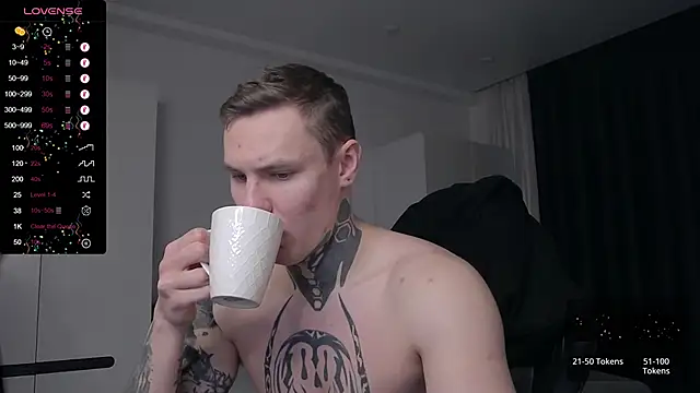 Snapshot of Lechery_boy chatting on March 14, 2025, 4:40 pm Lechery boy online show from March 14, 2025, 4:40 pm