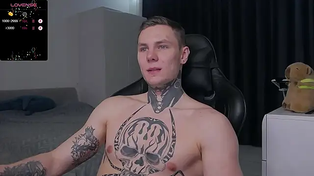 Snapshot of Lechery_boy chatting on February 2, 2025, 6:42 pm Lechery boy online show from February 2, 2025, 6:42 pm