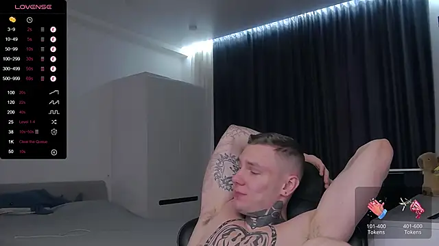 Snapshot of Lechery_boy chatting on February 16, 2025, 2:10 pm Lechery boy online show from February 16, 2025, 2:10 pm