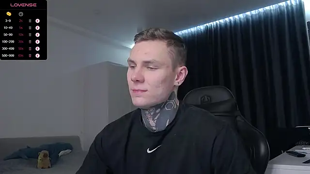 Snapshot of Lechery_boy chatting on January 29, 2025, 8:04 pm Lechery boy online show from January 29, 2025, 8:04 pm