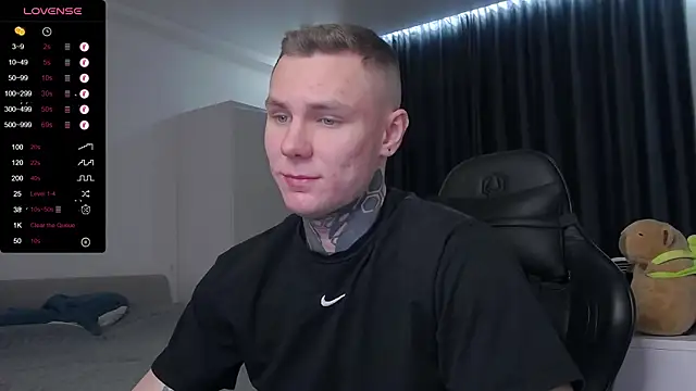 Snapshot of Lechery_boy chatting on February 13, 2025, 5:01 pm Lechery boy online show from February 13, 2025, 5:01 pm