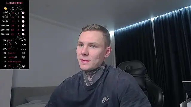 Snapshot of Lechery_boy chatting on March 1, 2025, 4:54 pm Lechery boy online show from March 1, 2025, 4:54 pm