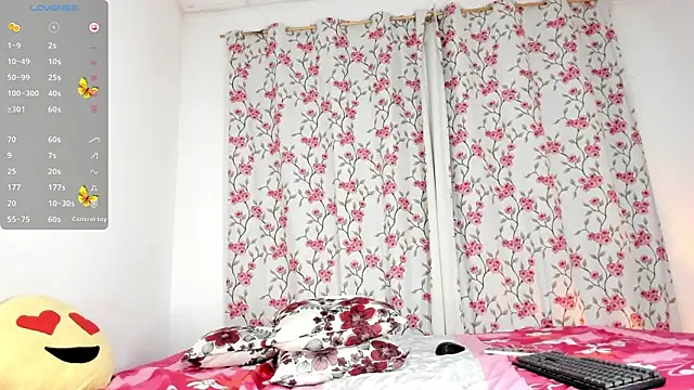 k sensual online show from December 15, 2024, 9:13 am