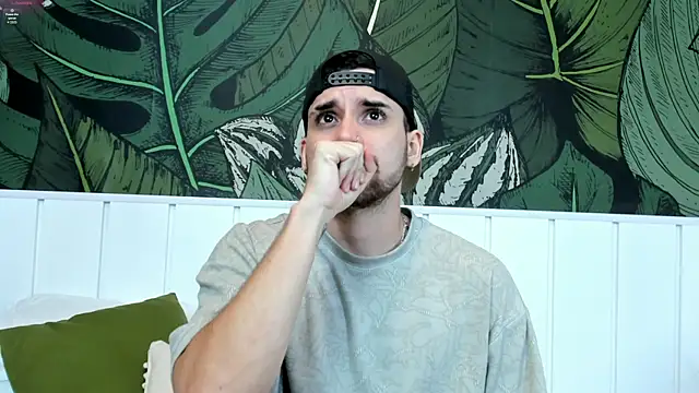 Snapshot of Mike_montoya1 chatting on November 28, 2025, 5:46 pm Mike montoya1 online show from November 28, 2025, 5:46 pm