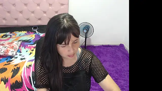 Aliciaheart online show from April 14, 2026, 6:24 pm