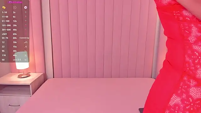 lexiethompson  online show from March 11, 2026, 12:10 pm