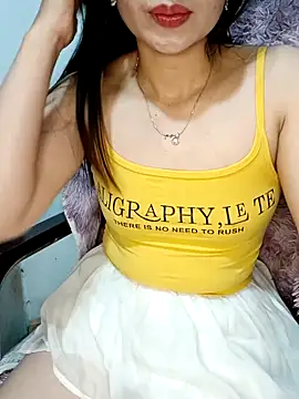 Snapshot of Blythe_69 chatting on February 3, 2026, 12:43 am Blythe 69 online show from February 3, 2026, 12:43 am