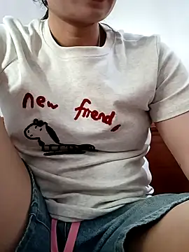 Snapshot of Blythe_69 chatting on February 17, 2026, 2:31 am Blythe 69 online show from February 17, 2026, 2:31 am