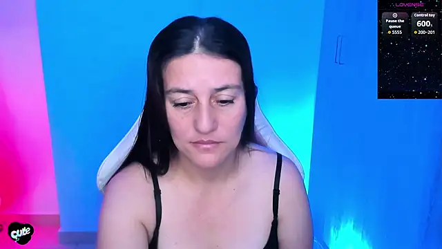 Saskyaa online show from May 23, 2026, 4:06 pm