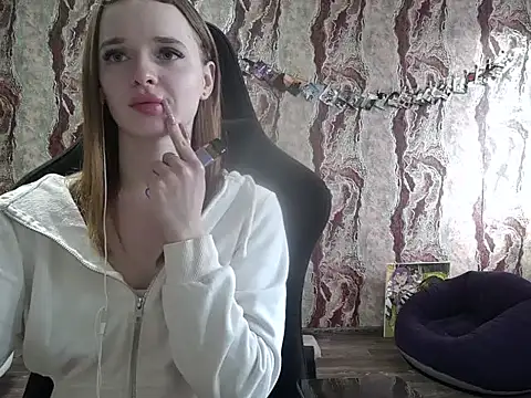 samanta55555 online show from February 19, 2026, 1:08 pm