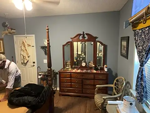 Onesieboy4daddys online show from April 1, 2026, 7:33 pm