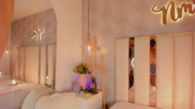 Snapshot of Nicolemorelli2 chatting on October 21, 2025, 1:10 pm Nicolemorelli2 online show from October 21, 2025, 1:10 pm