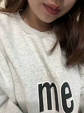 Seena-Mochi online show from December 16, 2024, 5:59 am