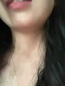 Seena-Mochi online show from December 19, 2024, 4:56 am