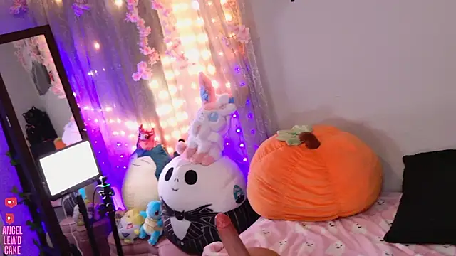 Angel-Lewd-Cake online show from March 26, 2026, 1:20 pm