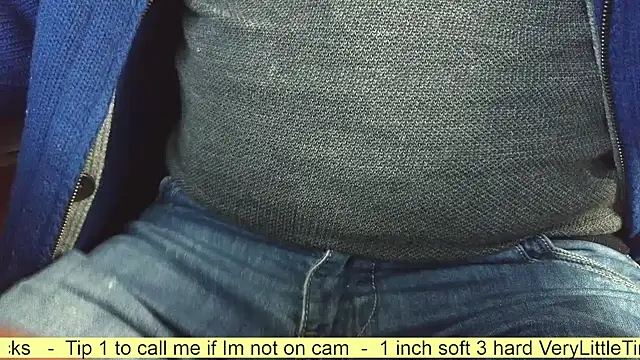 smoothandtiny online show from November 13, 2025, 8:18 am