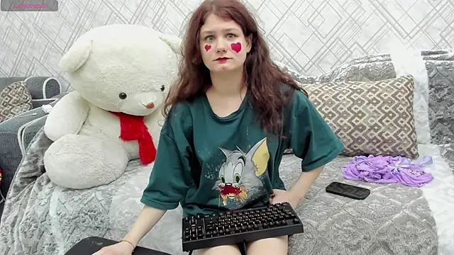 Snapshot of Charlotte_wow chatting on February 14, 2026, 3:56 pm Charlotte wow online show from February 14, 2026, 3:56 pm