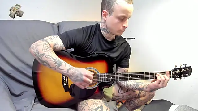 layneinchains online show from February 6, 2026, 6:37 pm