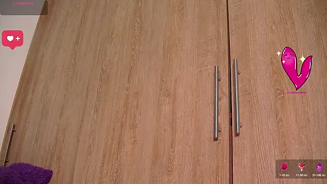 aidaadams online show from February 15, 2026, 11:42 am