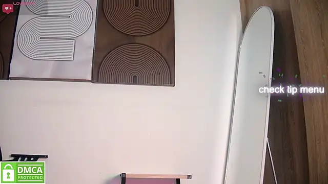 aidaadams online show from April 12, 2026, 11:24 am