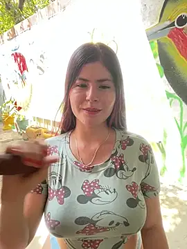 Snapshot of Hotnightsexxx chatting on February 19, 2026, 6:38 pm Hotnightsexxx online show from February 19, 2026, 6:38 pm