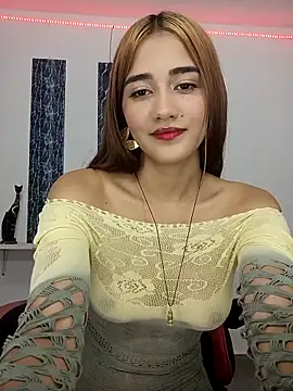 karol cortes 18 online show from November 13, 2025, 8:02 pm