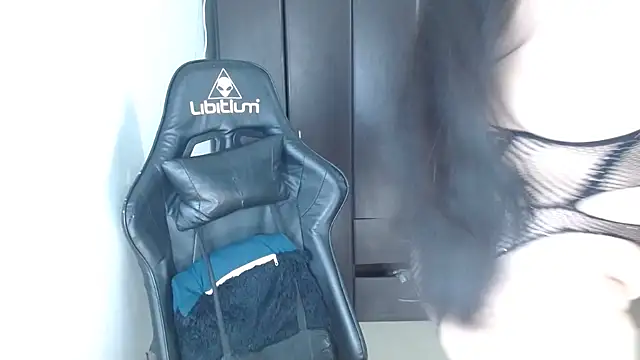 natashasmithe online show from January 6, 2026, 1:31 am