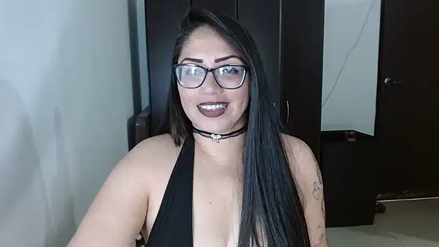 Snapshot of natashasmithe chatting on May 5, 2026, 8:01 pm natashasmithe online show from May 5, 2026, 8:01 pm