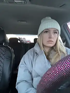 StasyWood online show from March 4, 2026, 1:02 am