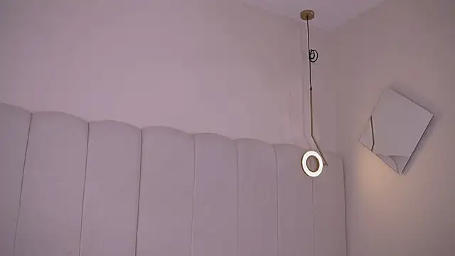 Abby-me online show from November 28, 2025, 1:00 pm