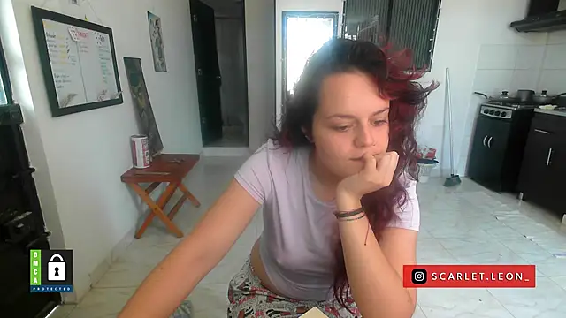 Snapshot of Scarletleon77 chatting on February 2, 2026, 3:55 pm Scarletleon77 online show from February 2, 2026, 3:55 pm