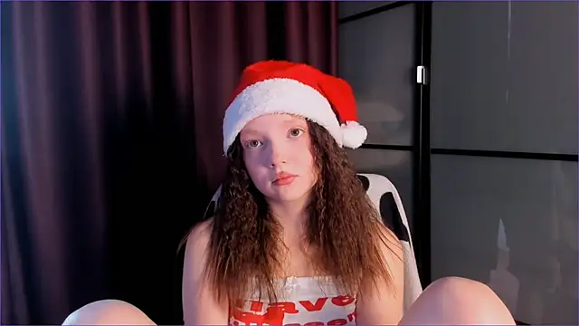 ShannaGate online show from December 19, 2024, 6:12 am
