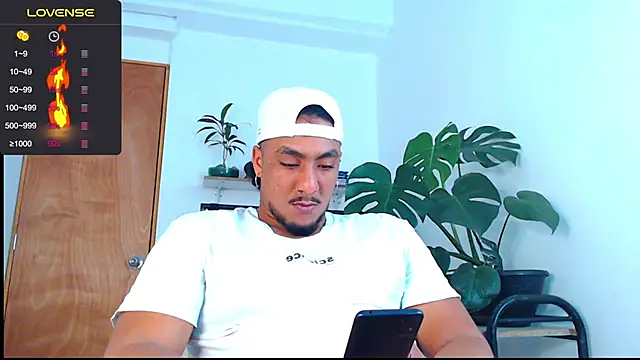 yosoy enzo2020 online show from January 20, 2025, 3:04 am